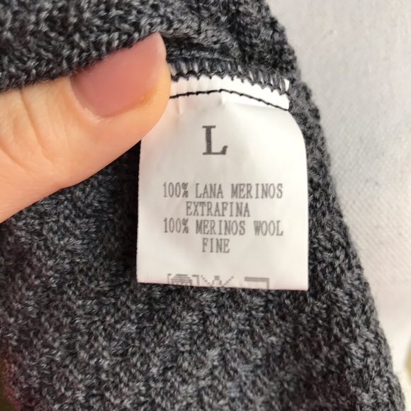 Diarte garmentory knit crop sweater - Picture 6 of 6